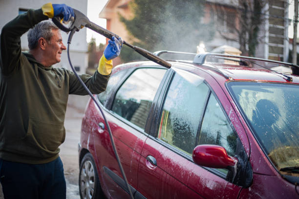 Best Garage Pressure Washing  in Clinton, OH